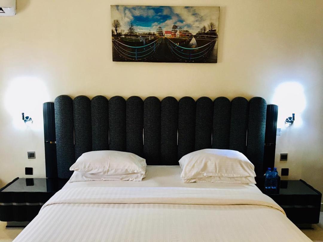 Summerset Continental Hotel Maitama By T E L E Hospitality Abuja Bagian luar foto