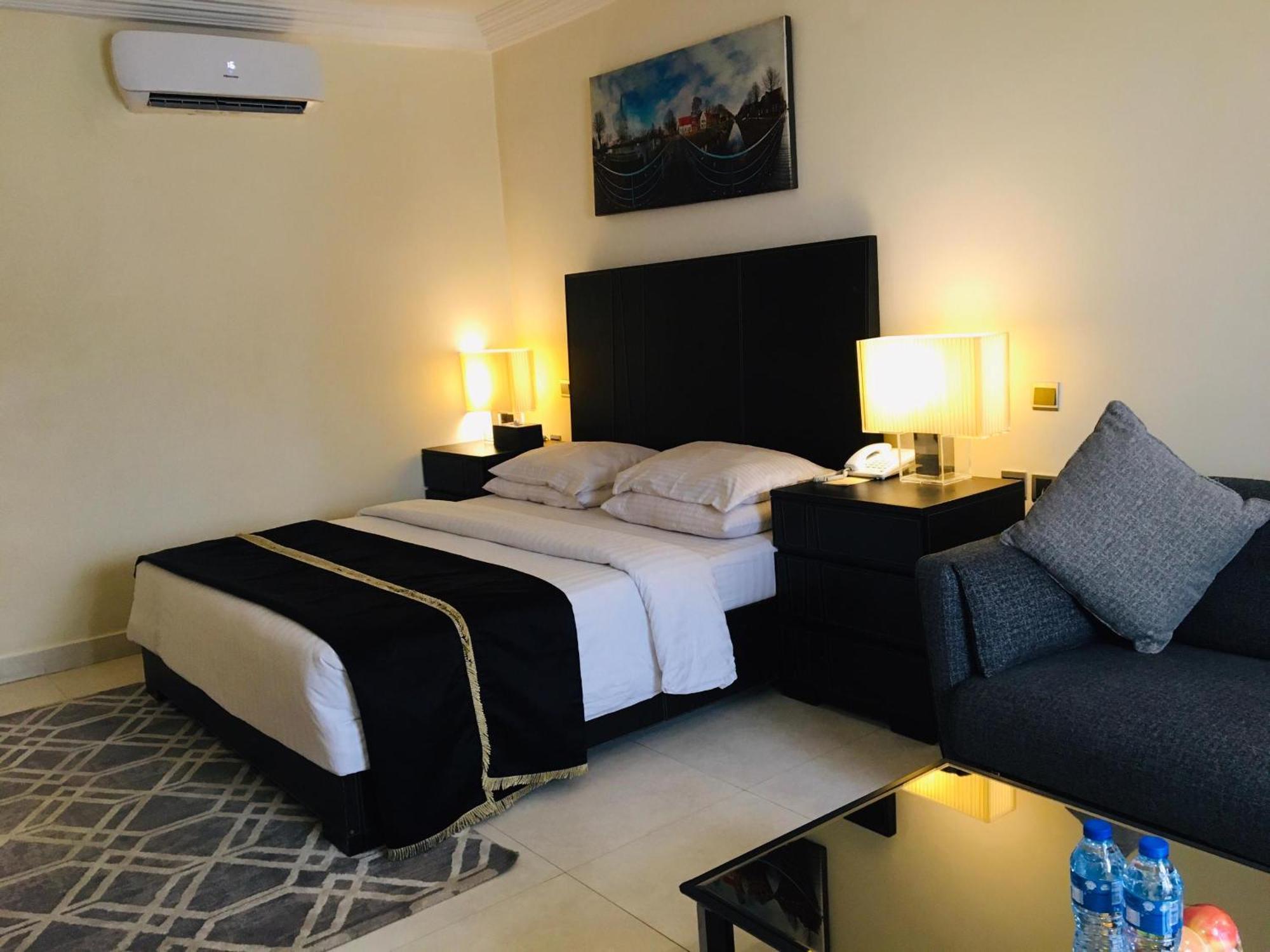 Summerset Continental Hotel Maitama By T E L E Hospitality Abuja Bagian luar foto
