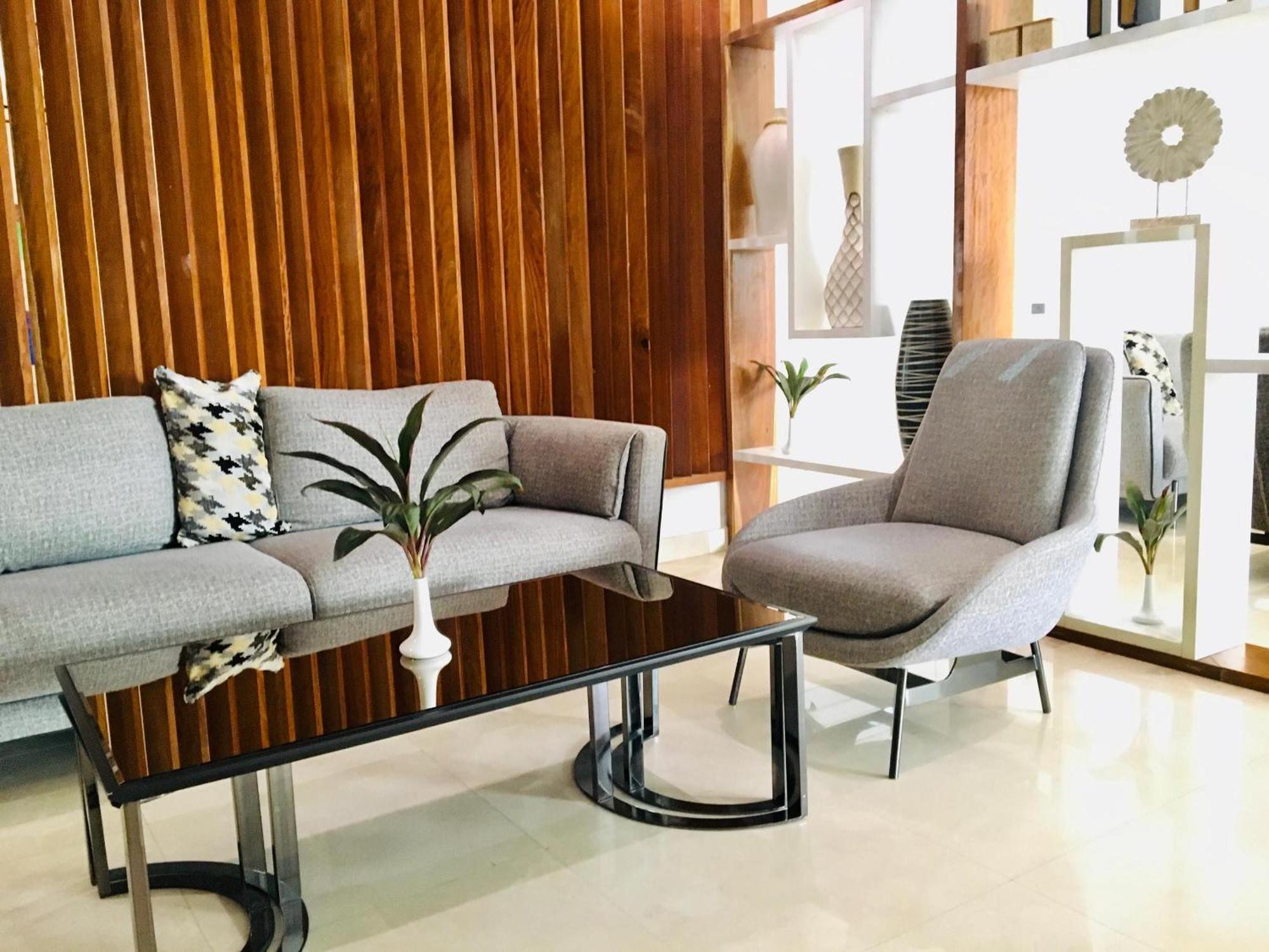 Summerset Continental Hotel Maitama By T E L E Hospitality Abuja Bagian luar foto