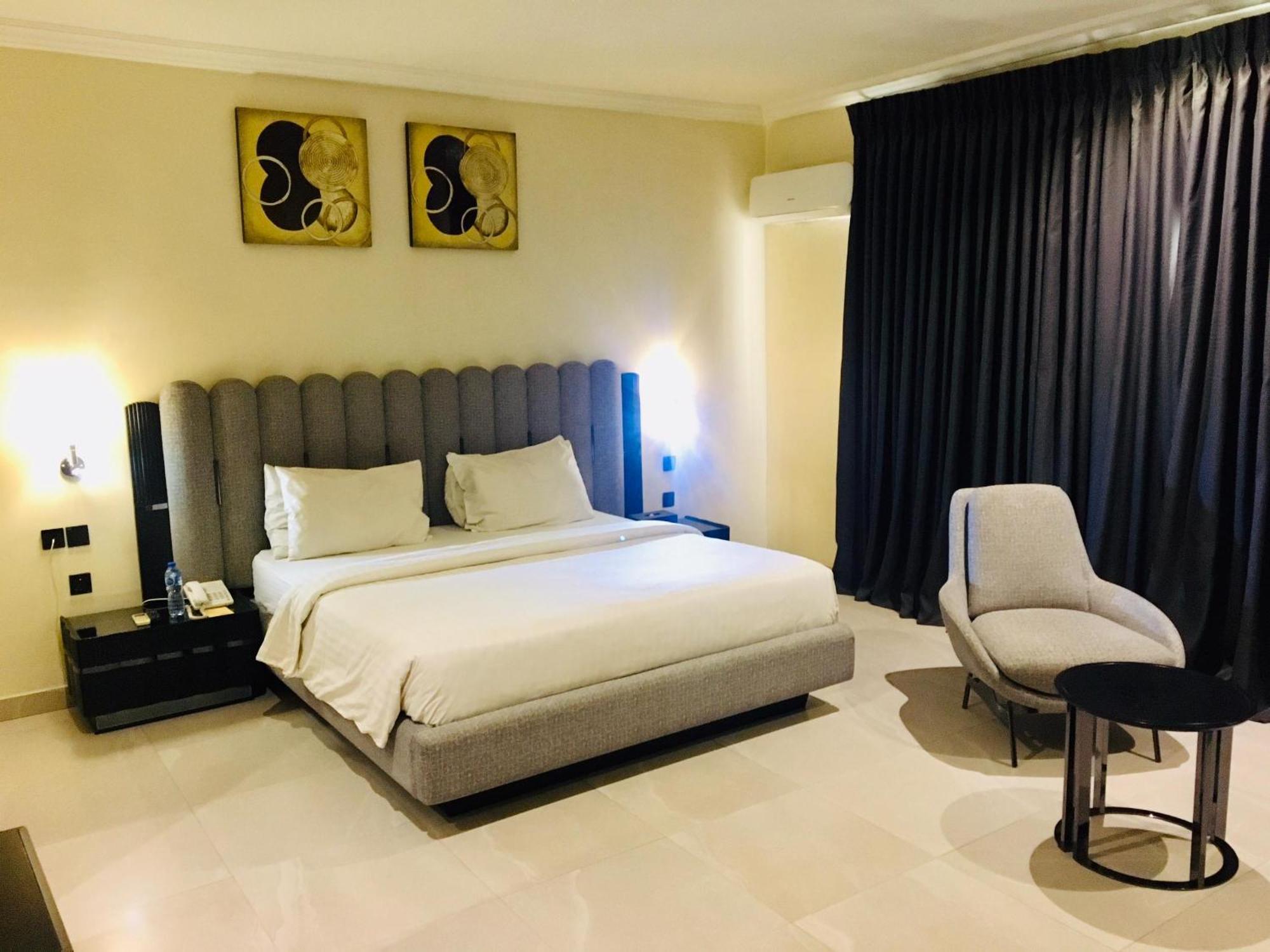 Summerset Continental Hotel Maitama By T E L E Hospitality Abuja Bagian luar foto