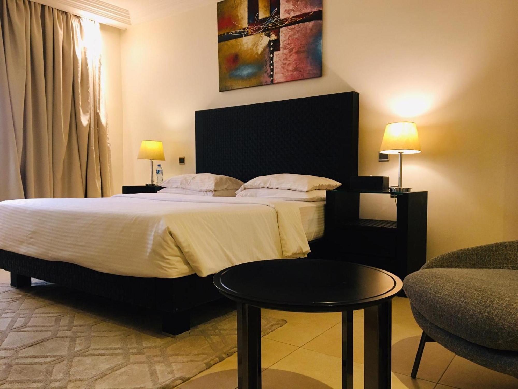 Summerset Continental Hotel Maitama By T E L E Hospitality Abuja Bagian luar foto